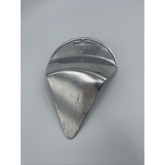 First Out Pie Spatula - Picture 2 of 5